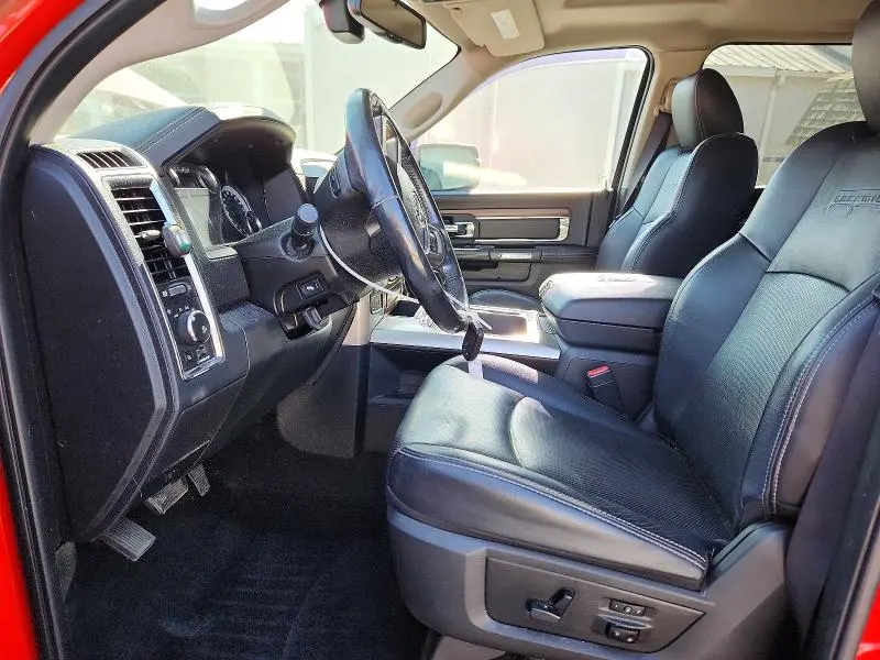 2016 RAM 1500 LARAMIE  