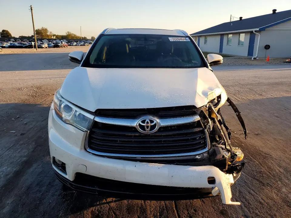 2016 TOYOTA HIGHLANDER XLE  