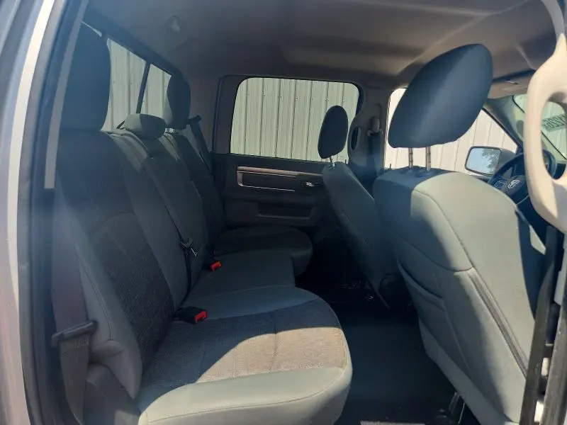 2015 RAM 1500 SLT  