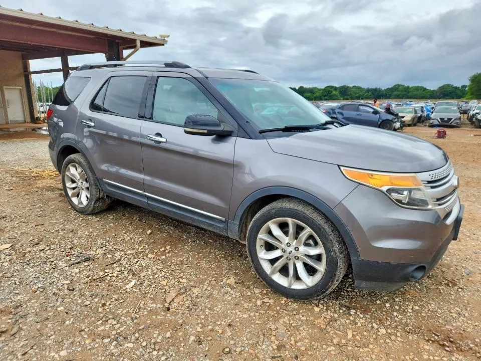 2012 FORD EXPLORER XLT  