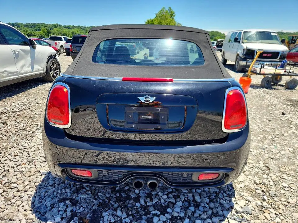 2016 MINI COOPER S  