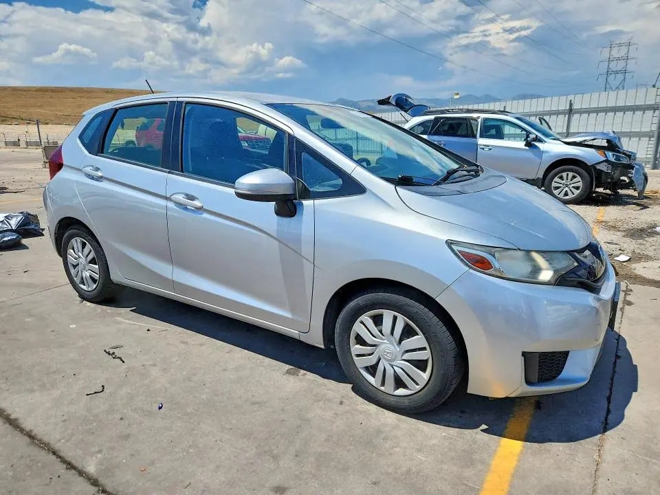 2016 HONDA FIT LX  