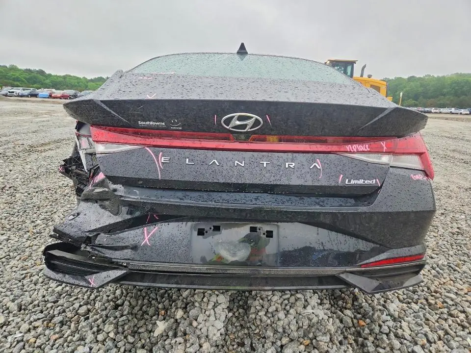 2023 HYUNDAI ELANTRA LIMITED  