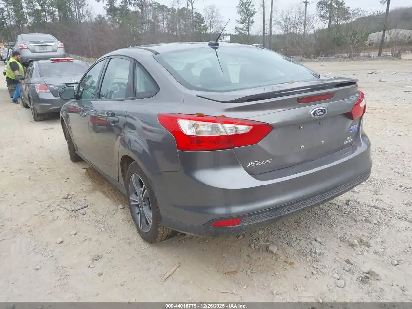 2014 FORD FOCUS SE