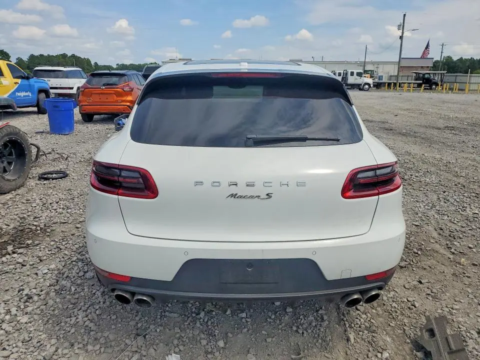 2017 PORSCHE MACAN S  
