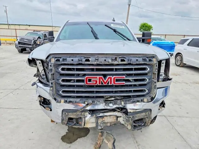 2018 GMC SIERRA K2500 SLE  