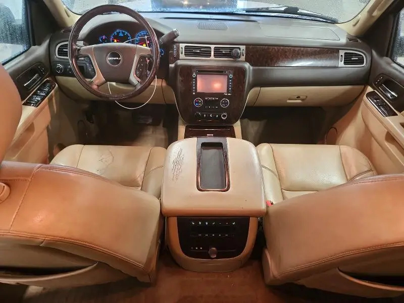 2013 GMC YUKON DENALI  