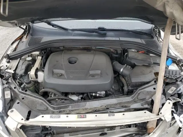 2016 VOLVO XC60 T5 PLATINUM  