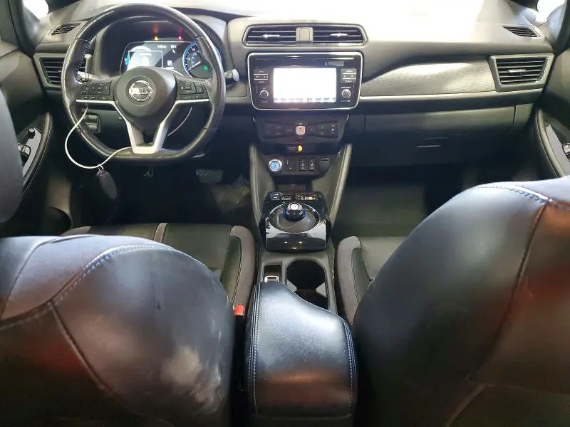 2019 NISSAN LEAF SL  
