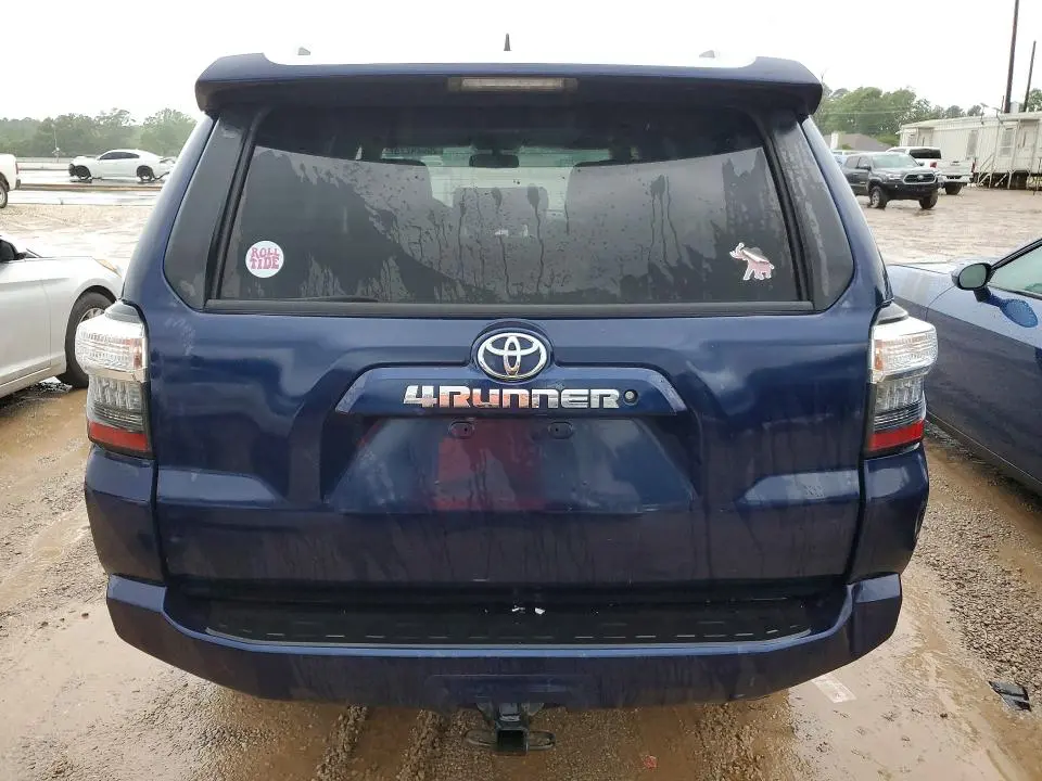 2017 TOYOTA 4 RUNNER   