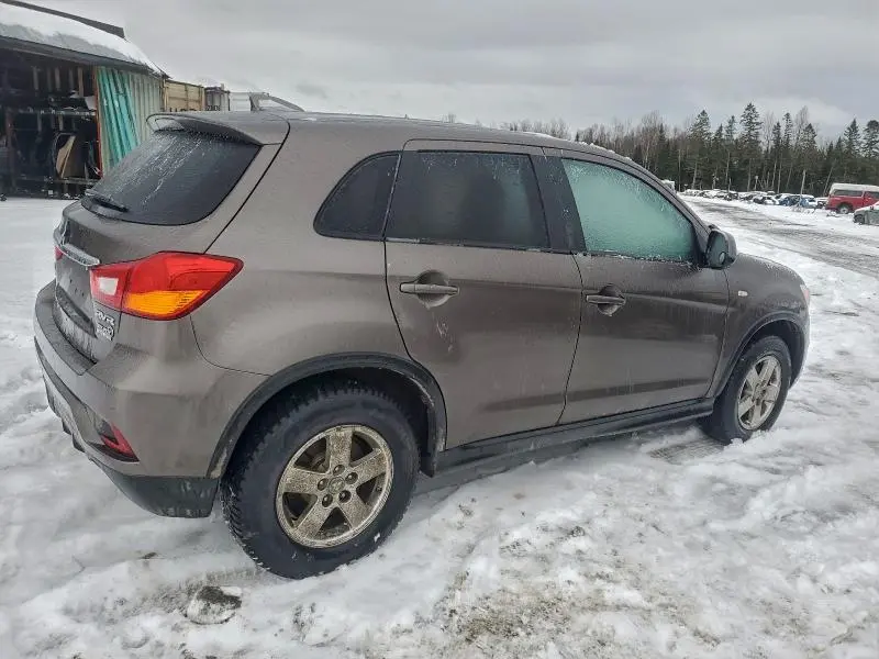 2019 MITSUBISHI RVR SE  