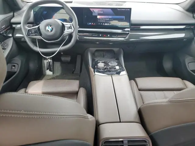 2024 BMW 530 XI  