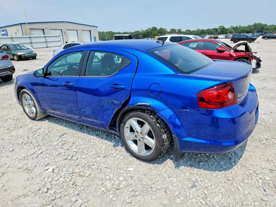 2013 DODGE AVENGER SE  