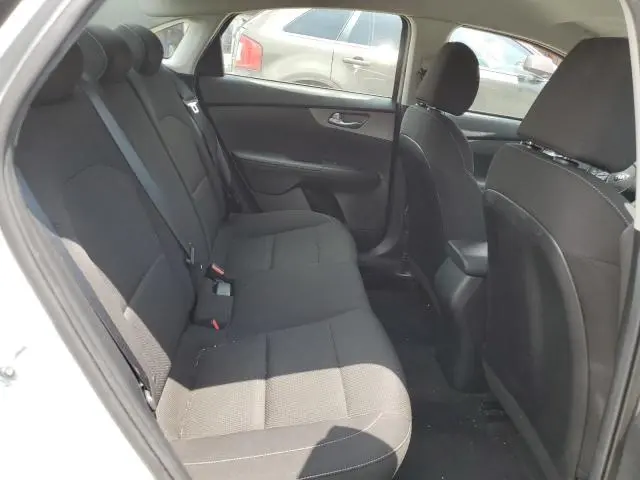 2021 KIA FORTE FE  