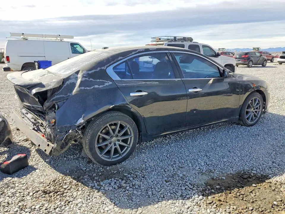 2010 NISSAN MAXIMA 3.5 S  