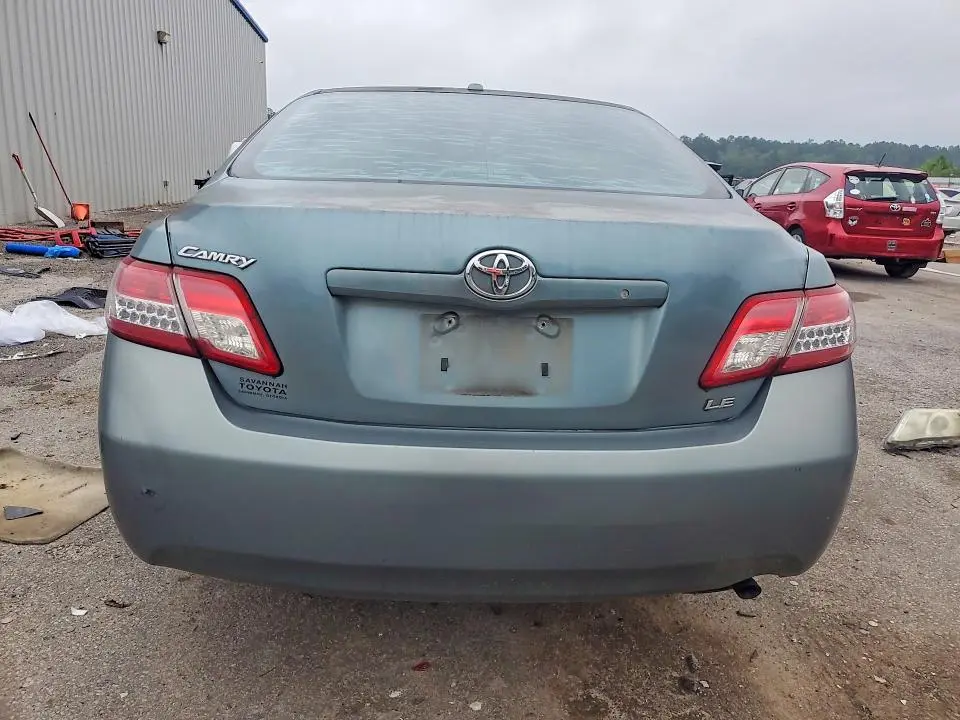 2010 TOYOTA CAMRY LE  