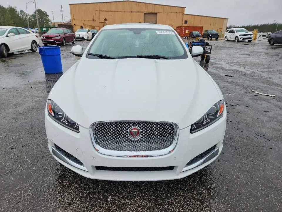 2015 JAGUAR XF 2.0T PREMIUM  
