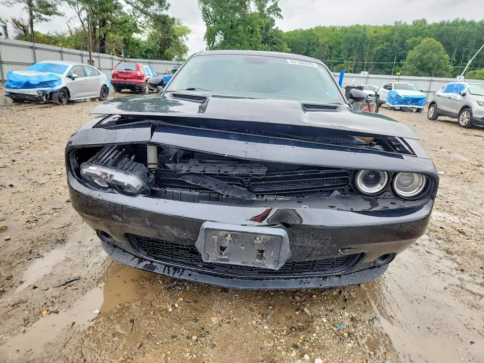 2018 DODGE CHALLENGER SXT  