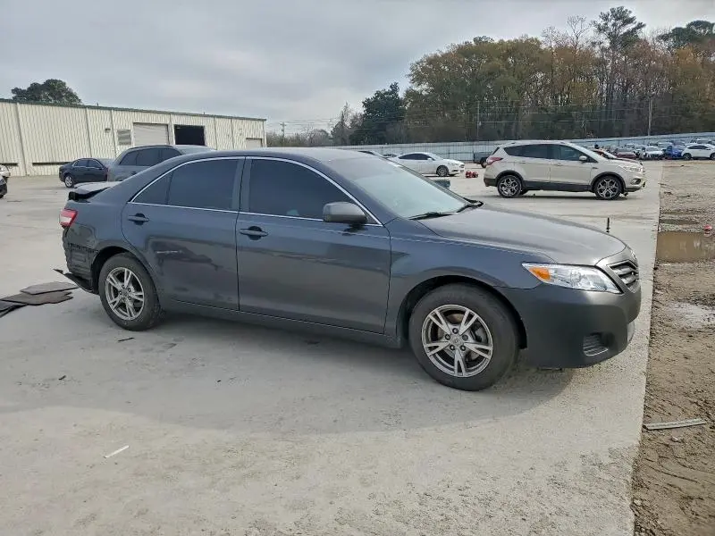 2010 TOYOTA CAMRY BASE  