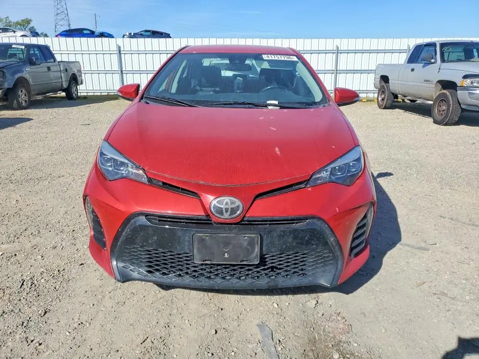 2019 TOYOTA COROLLA SE  