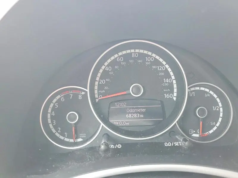 2015 VOLKSWAGEN BEETLE 1.8T  