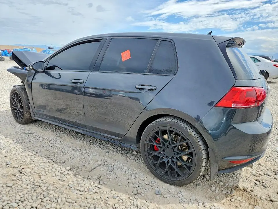 2017 VOLKSWAGEN GTI SPORT  