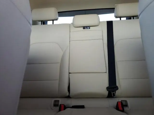 2016 MERCEDES-BENZ GLA 250 4MATIC  