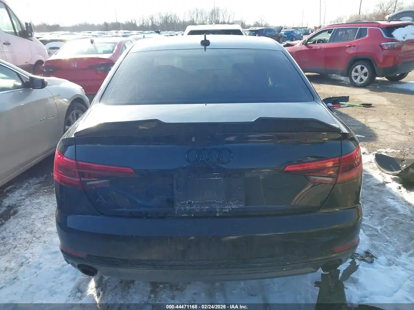 2017 AUDI A4 2.0T SEASON OF AUDI PREMIUM