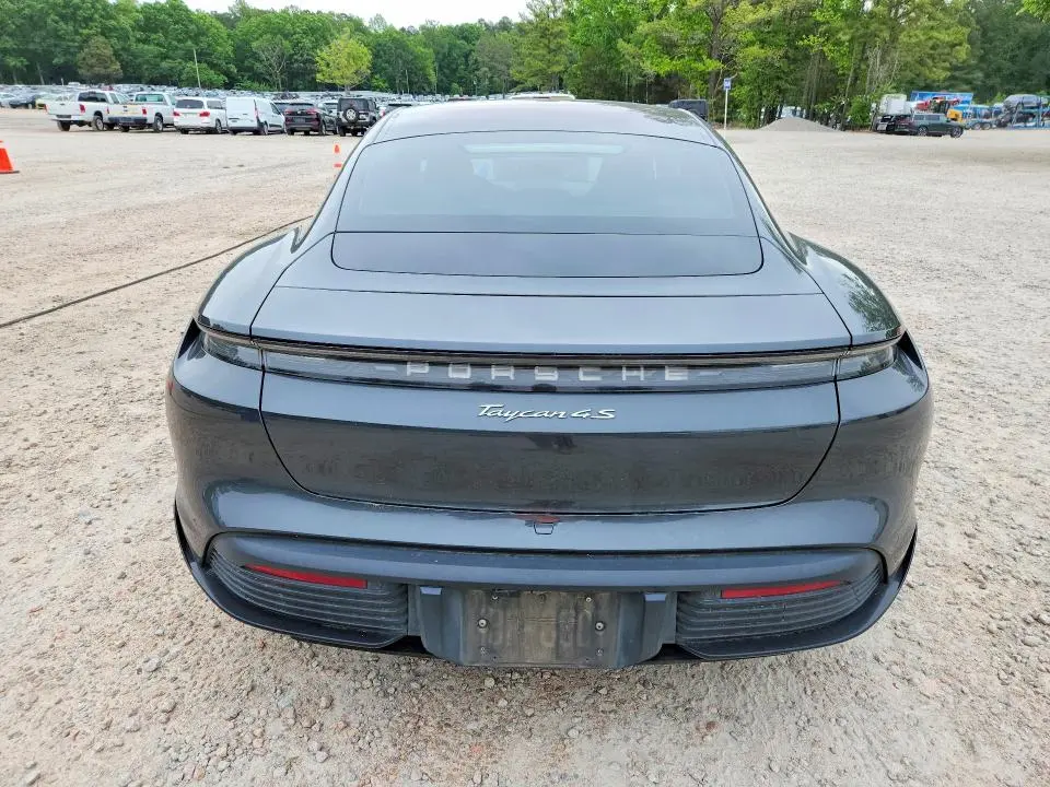 2020 PORSCHE TAYCAN 4S  