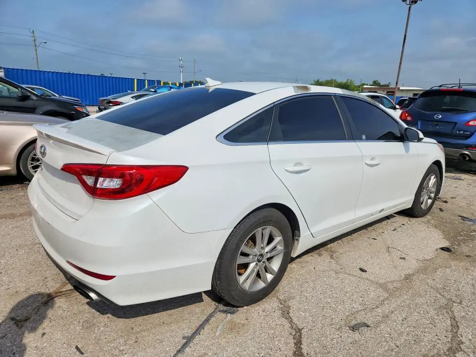 2016 HYUNDAI SONATA SE  