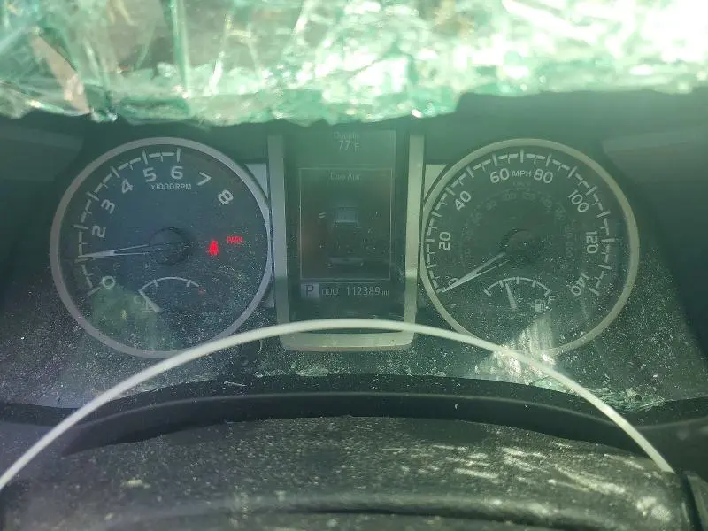 2017 TOYOTA TACOMA SR5 V6  