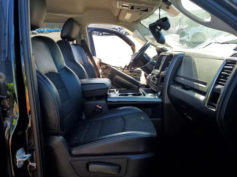 2015 RAM 1500 SPORT  