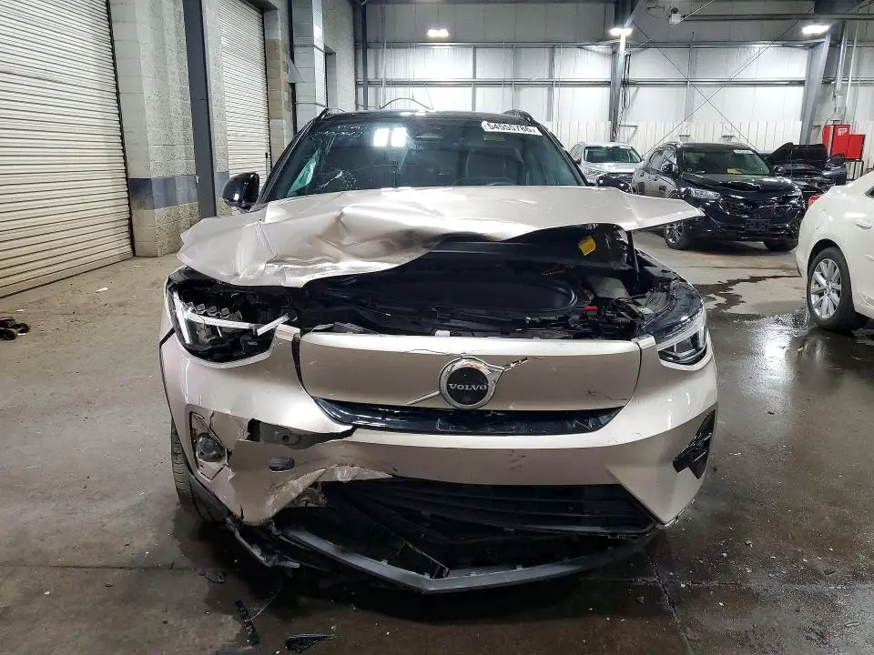 2023 VOLVO XC40 RECHARGE PLUS  
