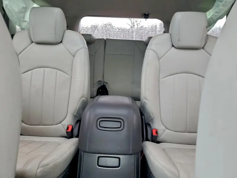 2010 CHEVROLET TRAVERSE LTZ  