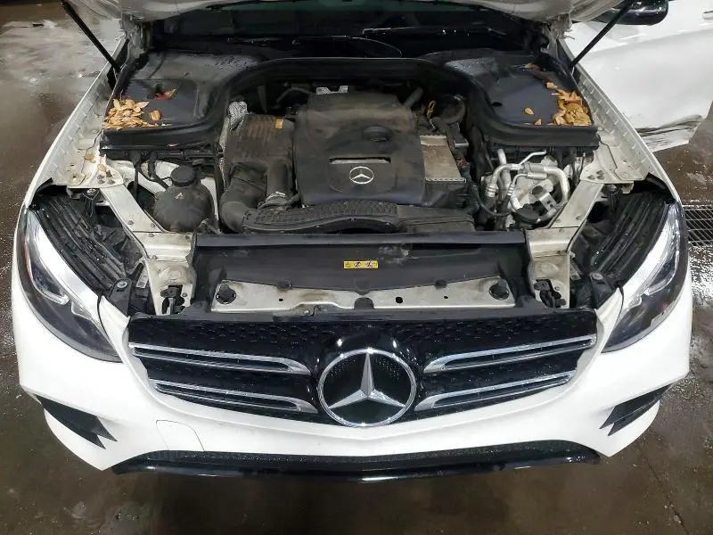 2019 MERCEDES-BENZ GLC 300  