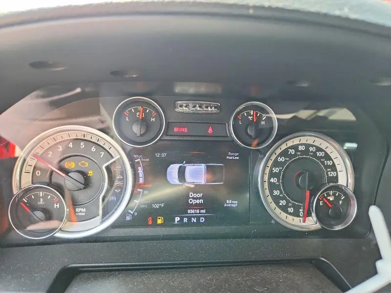 2016 RAM 1500 SPORT  
