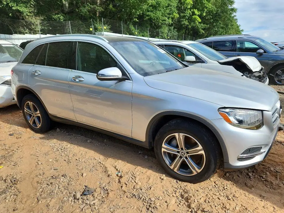 2017 MERCEDES-BENZ GLC 300  