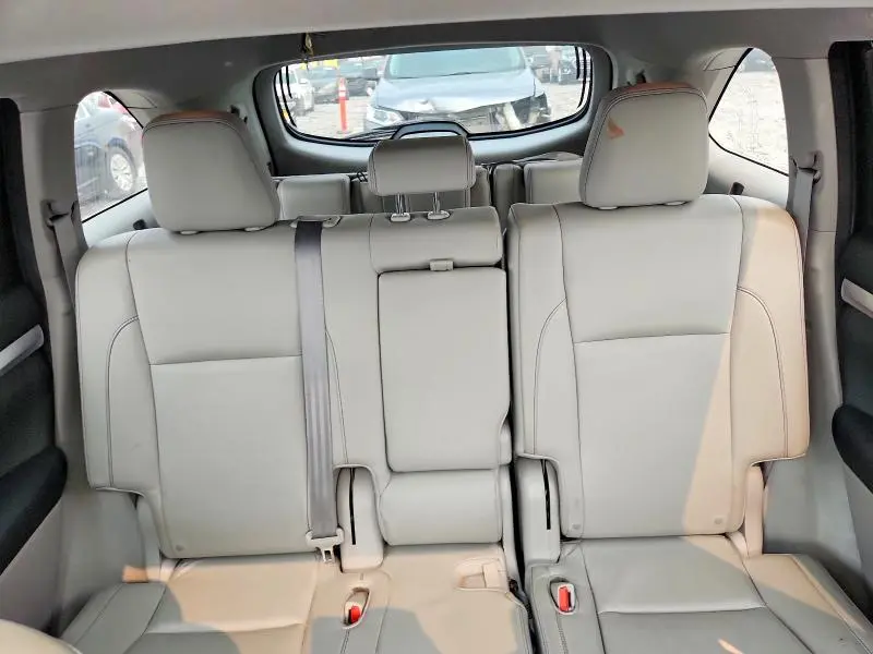 2014 TOYOTA HIGHLANDER XLE  
