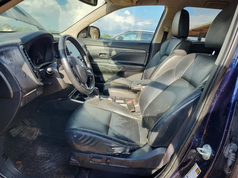 2019 MITSUBISHI OUTLANDER SE  