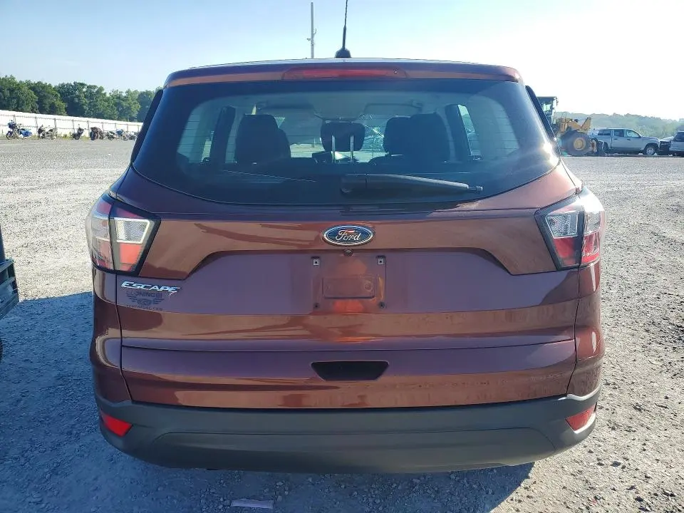 2018 FORD ESCAPE S  