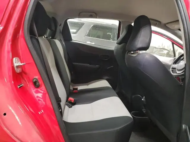 2013 TOYOTA YARIS   
