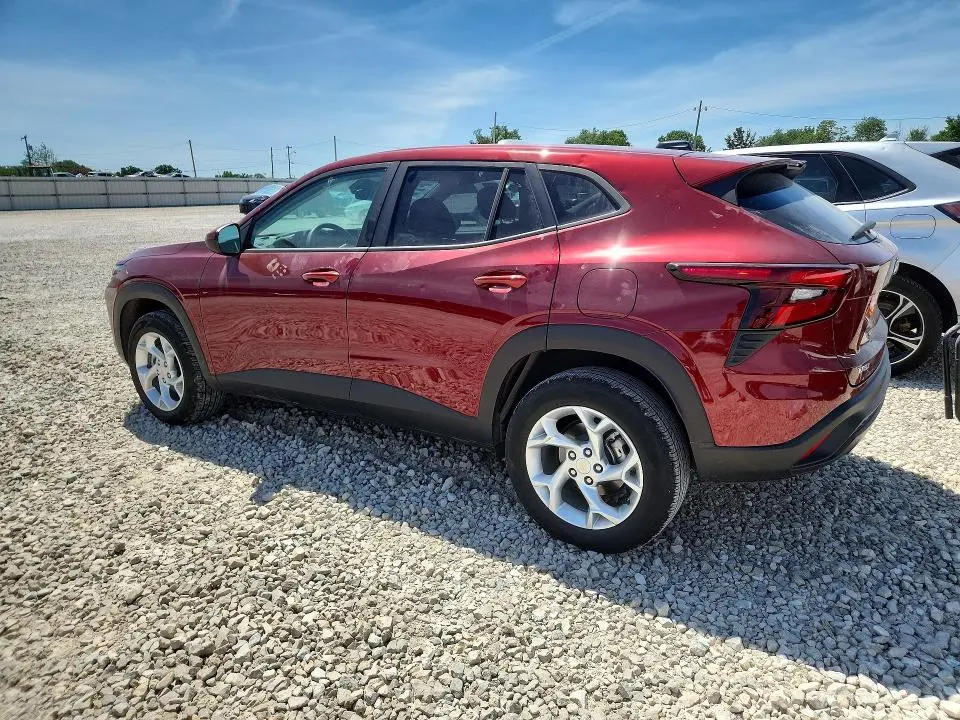 2024 CHEVROLET TRAX LS  