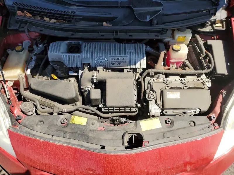 2013 TOYOTA PRIUS TWO  