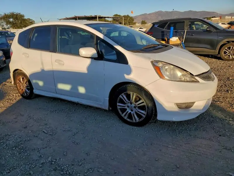 2011 HONDA FIT SPORT  