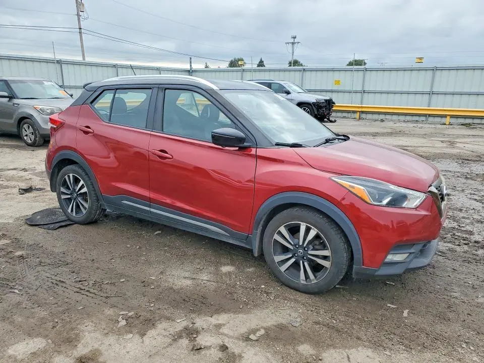 2019 NISSAN KICKS SR  