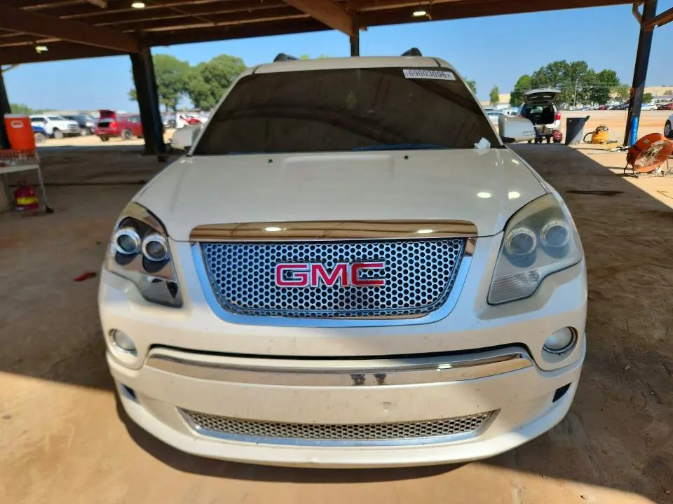 2011 GMC ACADIA DENALI  