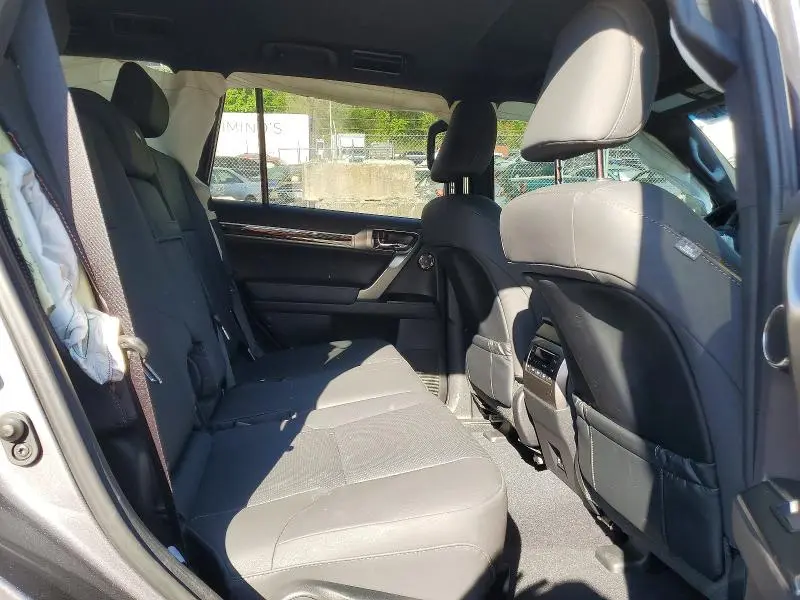 2023 LEXUS GX 460  