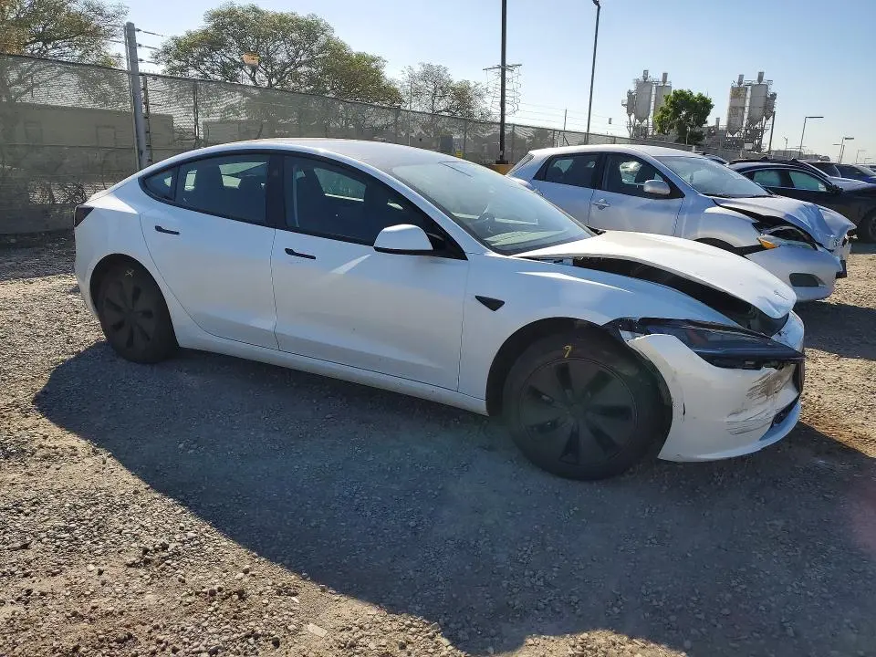 2025 TESLA MODEL 3   