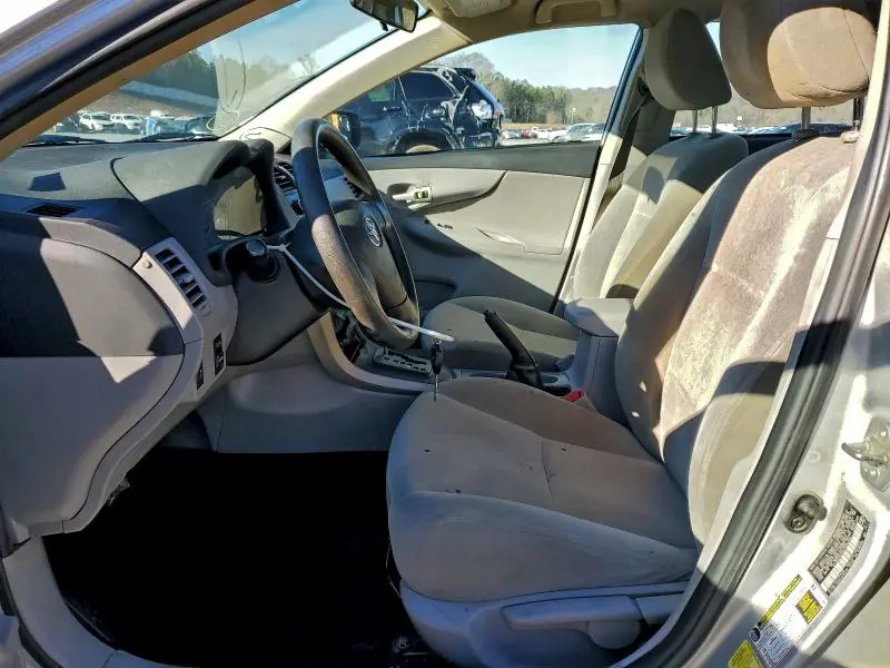 2013 TOYOTA COROLLA BASE  