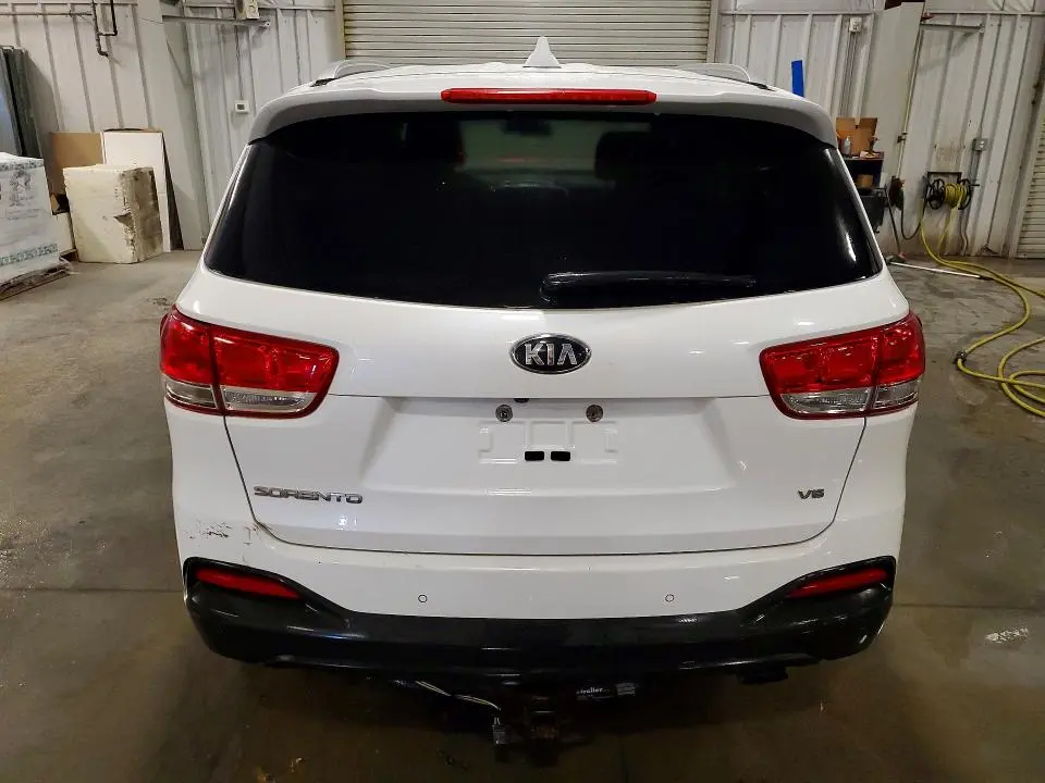 2017 KIA SORENTO LX V6  